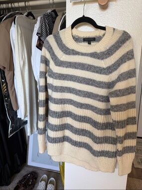 Banana Republic Cream and Gray Striped Crewneck Sweater